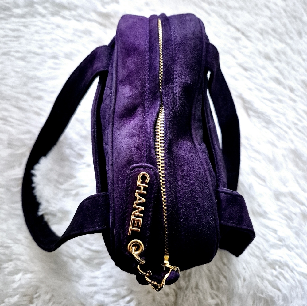 Vintage CHANEL Matelasse Velvet Purple Handbag - Picture 7 of 11